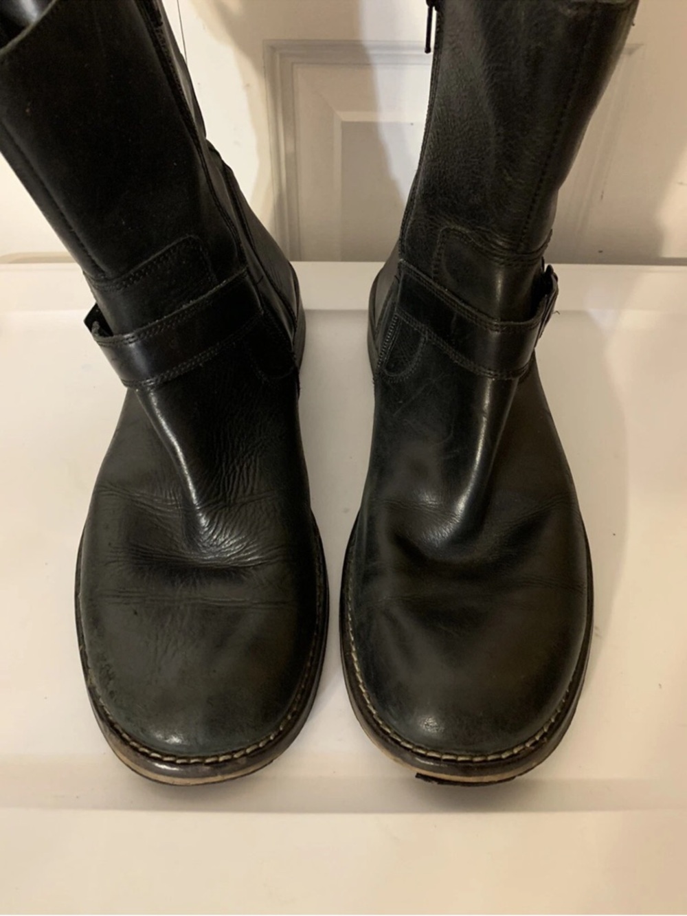 Red Tape Men's Sz 10.5 Salisbury Buckle Black Leather Side Zip Ankle Biker Boots